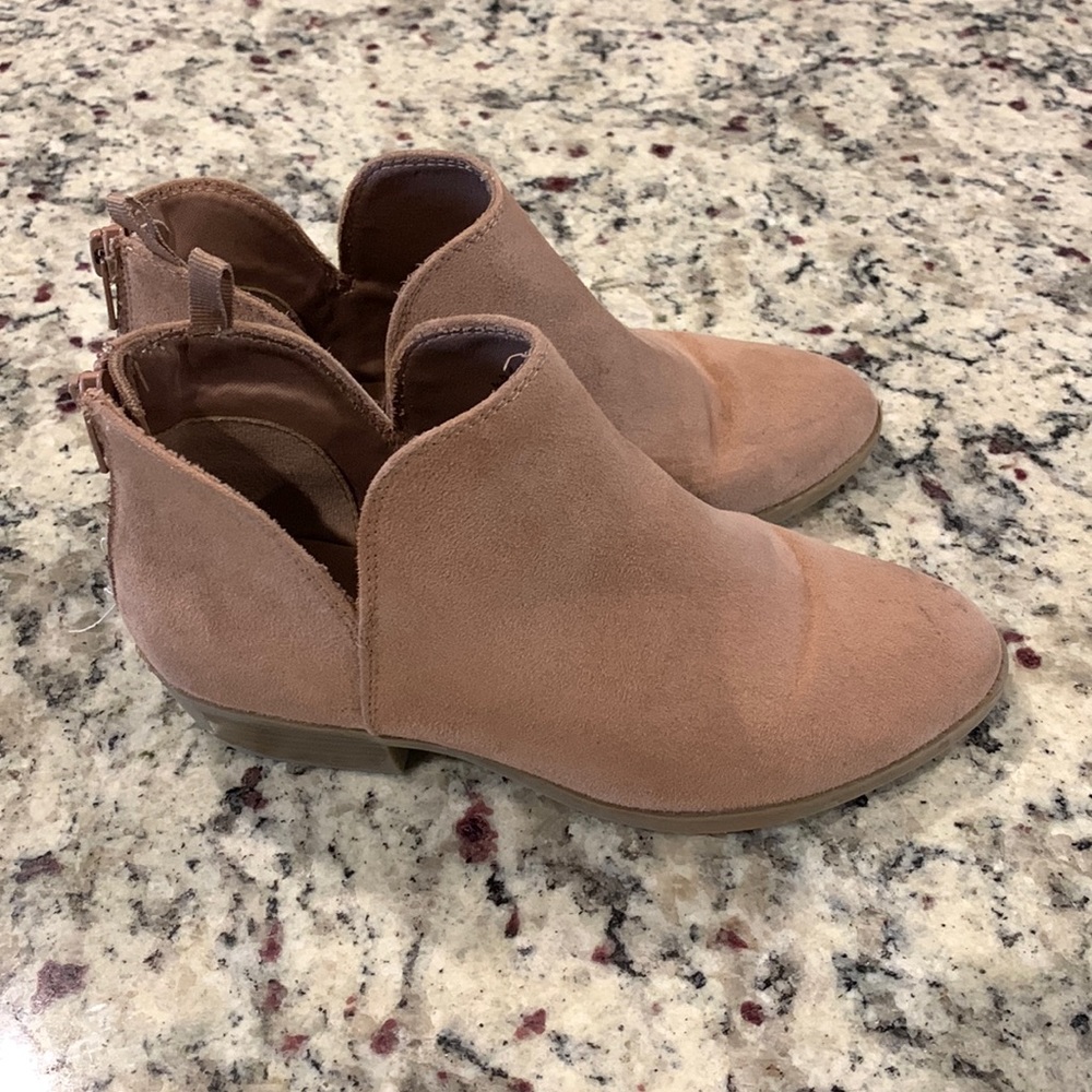 Size 3 Old Navy boots